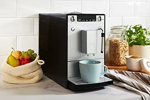 Kavos aparatas Melitta E953-102 Solo&Milk sidabro