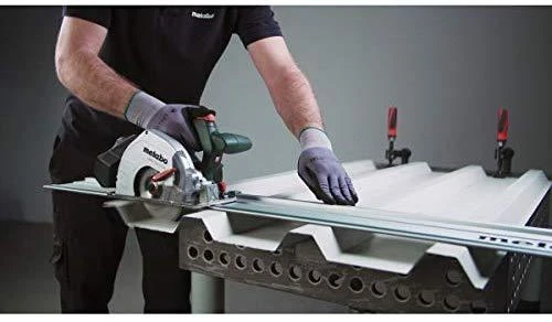 Metabo MKS 18 LTX pjovimo procese