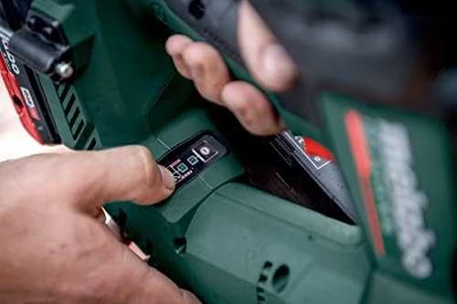 Metabo vinių kalimo įrankio valdymo skydelis