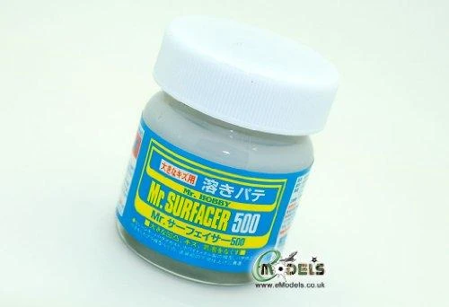 „Mr Hobby Mr.Hobby“ gruntas-paviršiaus lakas 500 gruntų, 40 ml (SF-285)