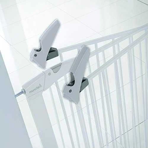 MUNCHKIN saugos varteliai Maxi- Secure Pressure Fit Gate 0-24m 011446