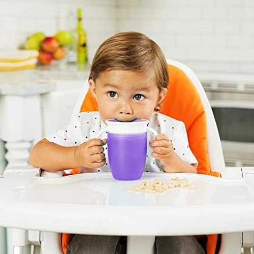 MUNCHKIN mokymosi puodelis MIRACLE 360, violetinės spalvos, 6 mėn+, 207 ml, 05162102