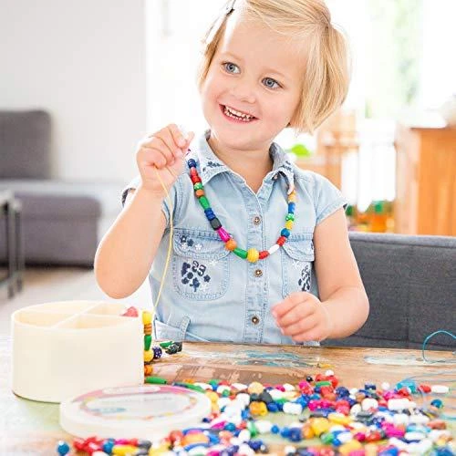 Viga New Classic Toys Įvairiaspalvių karoliukų rinkinys