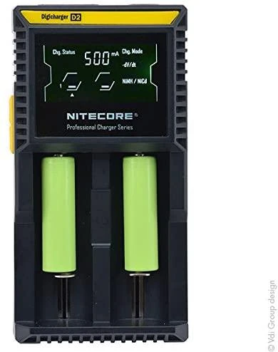 Nitecore D2 įkroviklis su įstatytais akumuliatoriais