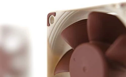 Noctua NF-A6X25 FLX kompiuterio aušinimo sistema Klasės kompiuteris Ventiliatorius 6 cm Rudas