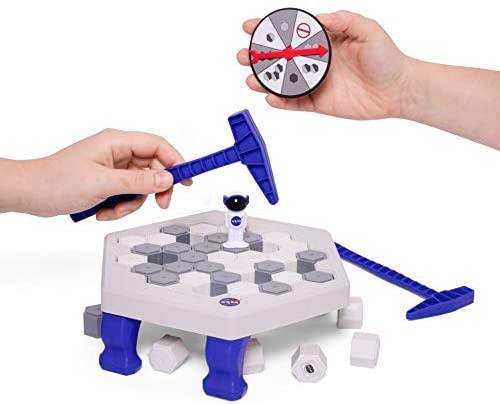 „Thumbs Up ThumbsUp!“ strateginis žaidimas „NASA Moon Miner“