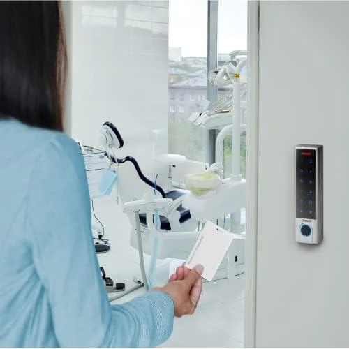 Orno Zamek Jutiklinio kodo spyna su arti kortelės ir pultelio skaitytuvu, pirštų atspaudų skaitytuvu ir „Bluetooth“, SUPER NARROW IP68, su 3A rele, su TUYA programine įranga