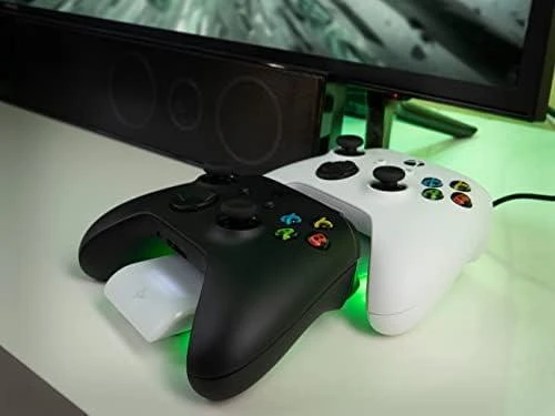 PDP įkrovimo stotelė skirta XBOX Series X S One pulteliams