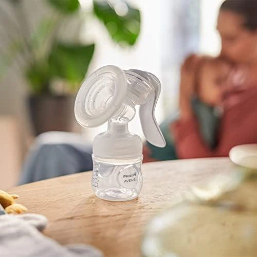 PHILIPS AVENT RANKINIS PIENTRAUKIS SU 2 BUTELIUKAIS SCD430/60