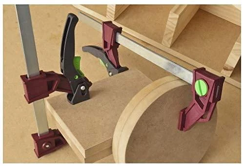 Greitos fiksacijos spaustuvas PAL plastikinis, 30cm*8, max 120kg PIHER