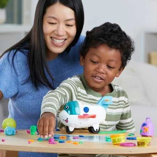 PLAY-DOH Rinkinys „Kelionės lėktuvu“