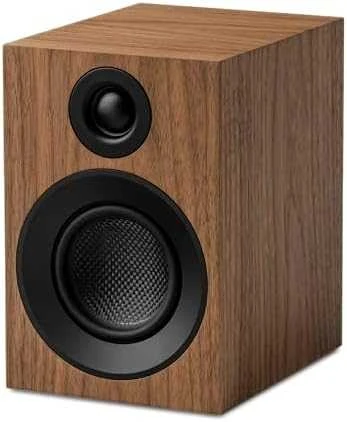 Stiprintuvas „Pro-Ject Speaker Box 3 E Carbon“ – 2 juostų lentyninė garsiakalbių sistema – riešutmedis