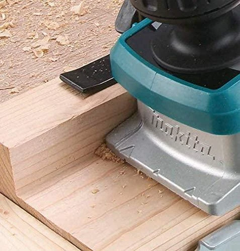 Makita KP0810CJ Elektrinis oblius 82 mm, 0-4 mm, 1050 W, 3,4kg, MAKPACK