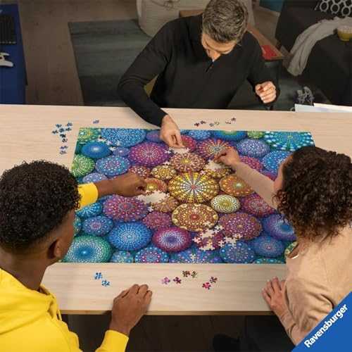 Ravensburger Dėlionė 2000 vnt. - Spalvotos mandalos