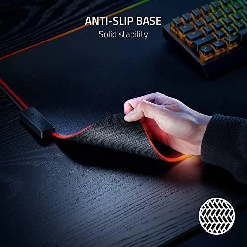 Razer | Strider Chroma Pelės kilimėlis | Pelės kilimėlis | 900 x 370 x 4 mm | Juodas