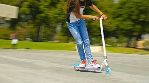 Paspirtukas Razor Party Pop Scooter, Baltas