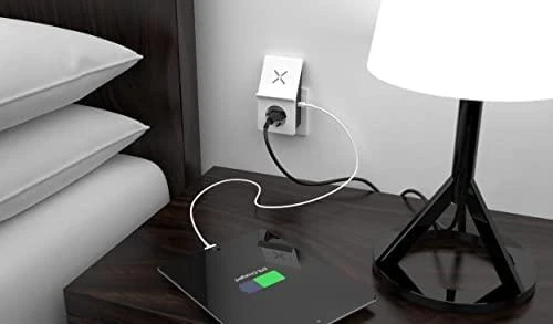 REV USB įkrovimo adapteris su belaidžiu įkrovimu + 1x lizdas