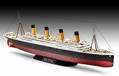 Revell – RMS Titanikas, 1/700 05210