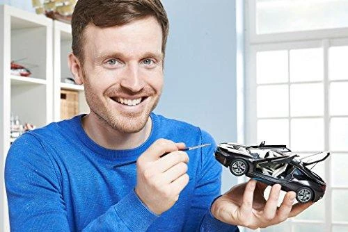 Revell BMW i8 plastikinis surinkimo dovanų rinkinys 1/24