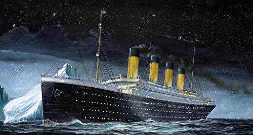 Revell laivas - modelis r.m.s t titanic