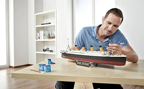 Revell - 100 Years Titanic (Spec.Edition) dovanų komplektas, 1/400, 05715