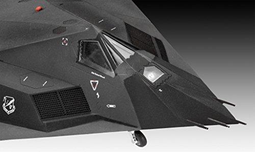 Revell Lockheed F-117A Nighthawk 1/72 plastikinis surinkimo modelis