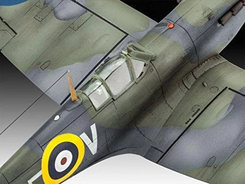 Revell - Spitfire Mk.IIa dovanų komplektas, 1/72, 63953