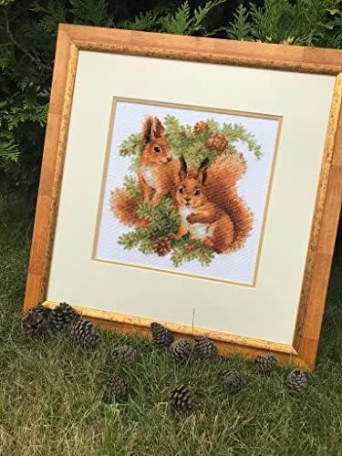 RIOLIS – Create It Yourself – Siuvinėjimo rinkinys „Voverytės“ 1491 (25x25 cm)