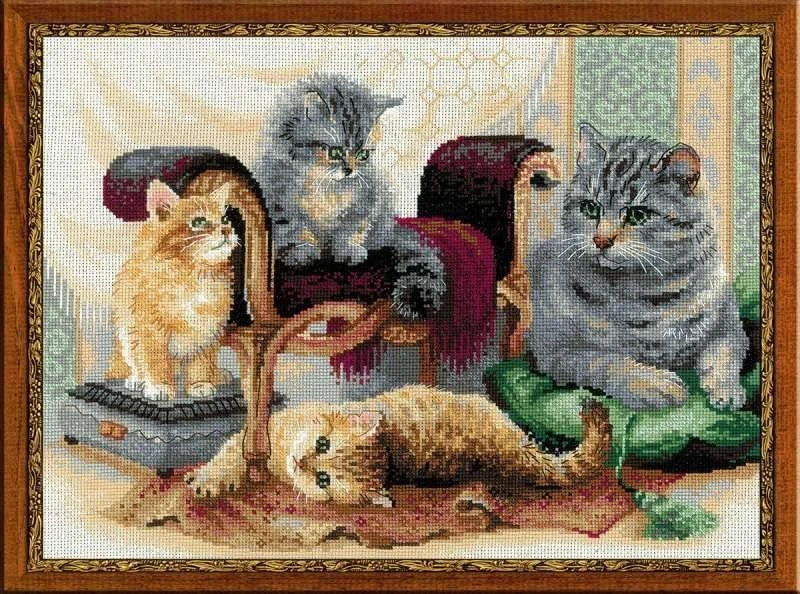 RIOLIS – Create It Yourself – Siuvinėjimo rinkinys „Kačiukų šeimynėlė“ 1327 (40x30 cm)