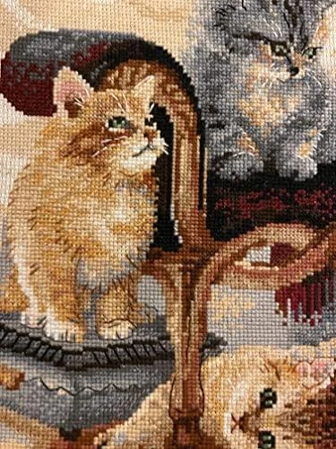 RIOLIS – Create It Yourself – Siuvinėjimo rinkinys „Kačiukų šeimynėlė“ 1327 (40x30 cm)