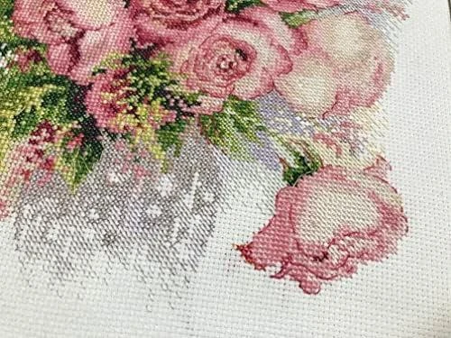RIOLIS – Create It Yourself – Siuvinėjimo rinkinys „Pastelinės rožės“ 1335 (30x30 cm)