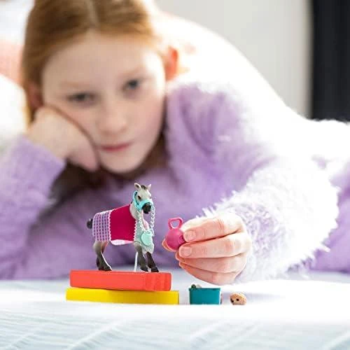 SCHLEICH „Arklių klubo“ Rinkinys - Pramogos su kumeliukais