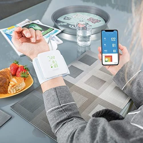 Kraujospūdžio matuoklis iHealth | Riešo kraujospūdžio monitorius | BP7S | Baltas | Kraujospūdžio rodmenys saugomi saugiame, nemokamame, su HIPAA suderinamame iHealth Cloud. Stebėkite kraujospūdžio ir pulso tendencijas naudodami intuityvias diagramas ir bendrinkite duomenis su gydytoju PDF arba skaičiuoklės formatu tiesiai iš savo išmaniojo telefono, planšetinio kompiuterio ar kompiuterio. Belaidis ryšys: Bluetooth V3.0+EDR Class 2 SPP. Matavimo metodas: Oscilometrinis, automatinis pripūtimas ir matavimas. | Belaidis | Svoris 105 g
