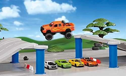 Trefl Žaislinis automobilis Siku RAM 1500 su balioninėmis padangomis
