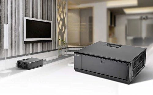 SilverStone SST–GD10B Grandia Desktop – juoda