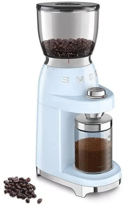 Kavamalė Smeg CGF01WHEU balta
