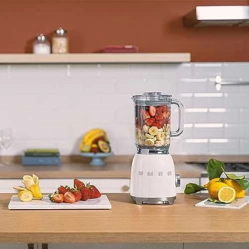 Smeg Kokteilinė BLF03WHEU