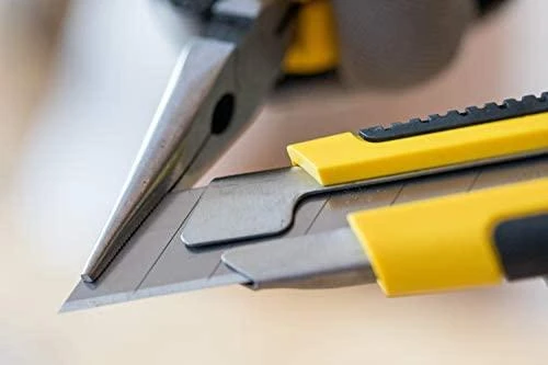 STANLEY KNIFE 25mm PLŪDŽIAMO PEILIO METALINĖ ABS rankena/KORTELĖ