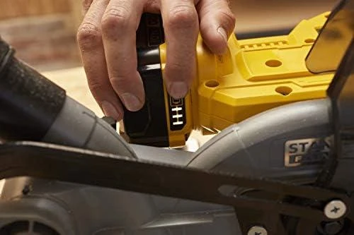 Skersinio pjovimo staklės Stanley SFMCS701M1-QW; 18 V; 1x4,0 Ah akum.