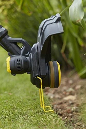 Žoliapjovė - trimeris Stanley SFMCST933M1-QW; 18 V; 1x4,0 Ah akum.