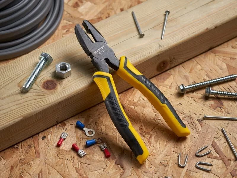 STANLEY CONTROL-GRIP UNIVERSALIOS replės 150mm
