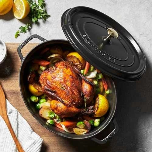 STAUB CAST IRON OVAL POT 4.2L Juodas