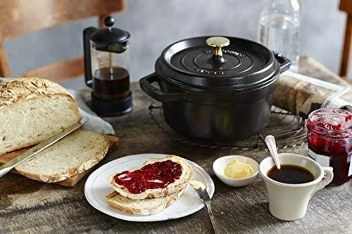 Staub La Cocotte Apvalus ketaus puodas, 2,2 l, juodos spalvos
