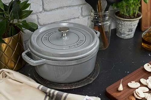 Ketaus puodas STAUB Cocotte 20cm 2,2l, grafito spalvos