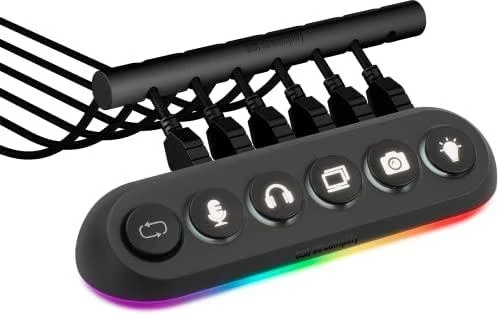„Streamplify HUB DECK 5“, 4x USB 3.0, 1x USB 2.0, RGB, 12V, ES maitinimo laidas – juodos spalvos