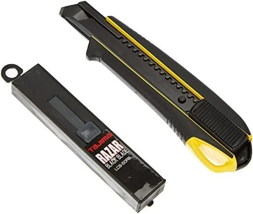Tajima gumuotas peilis laužomomis geležtėmis 18mm + Razar Juodas atsarginės geležtės (13 vnt)
