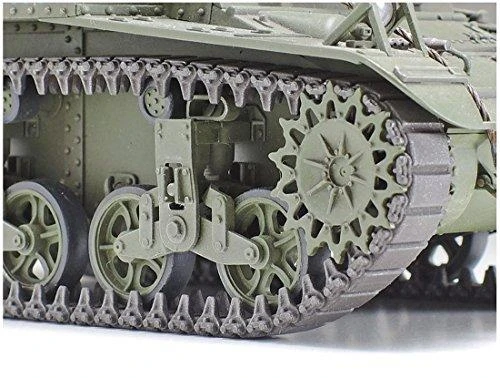 Tamiya M3 Stuart lengvasis tankas 1/35 vėlyvosios gamybos plastikinis rinkinys