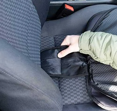 Amio Apsauginis kilimėlis automobilinei kėdutei su organizatoriumi CSM-4B