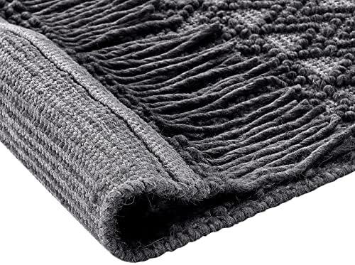 Beliani Kilimas ALUCRA Juodas 160 x 230 cm Vilna