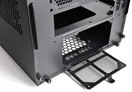 THERMALTAKE Core V1 Mini-ITX Case 2x USB 3.0 ir 1x HD Audio I/O jungtis viršuje, vienas iš anksto įdiegtas 200 mm ventiliatorius